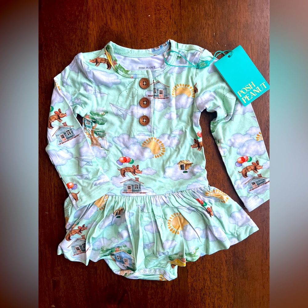 BNWT Sold out, Saks exclusive tree house twirl